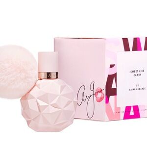 Ariana Grande Sweet Like Candy Fragrance - Soft Pink